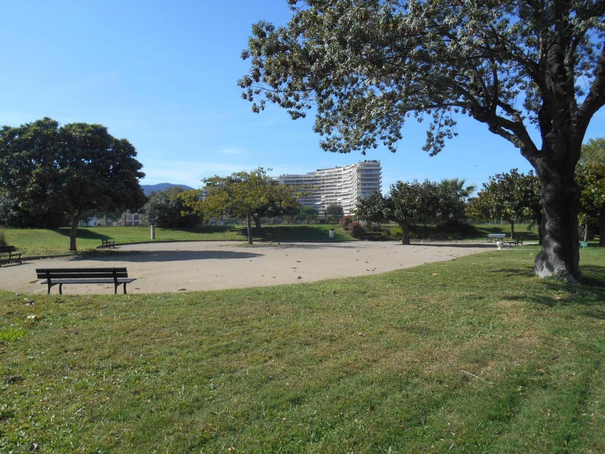 Appartement Le Jean Bart - Vacances Cote D'Azur 망들리유 라 나플 외부 사진