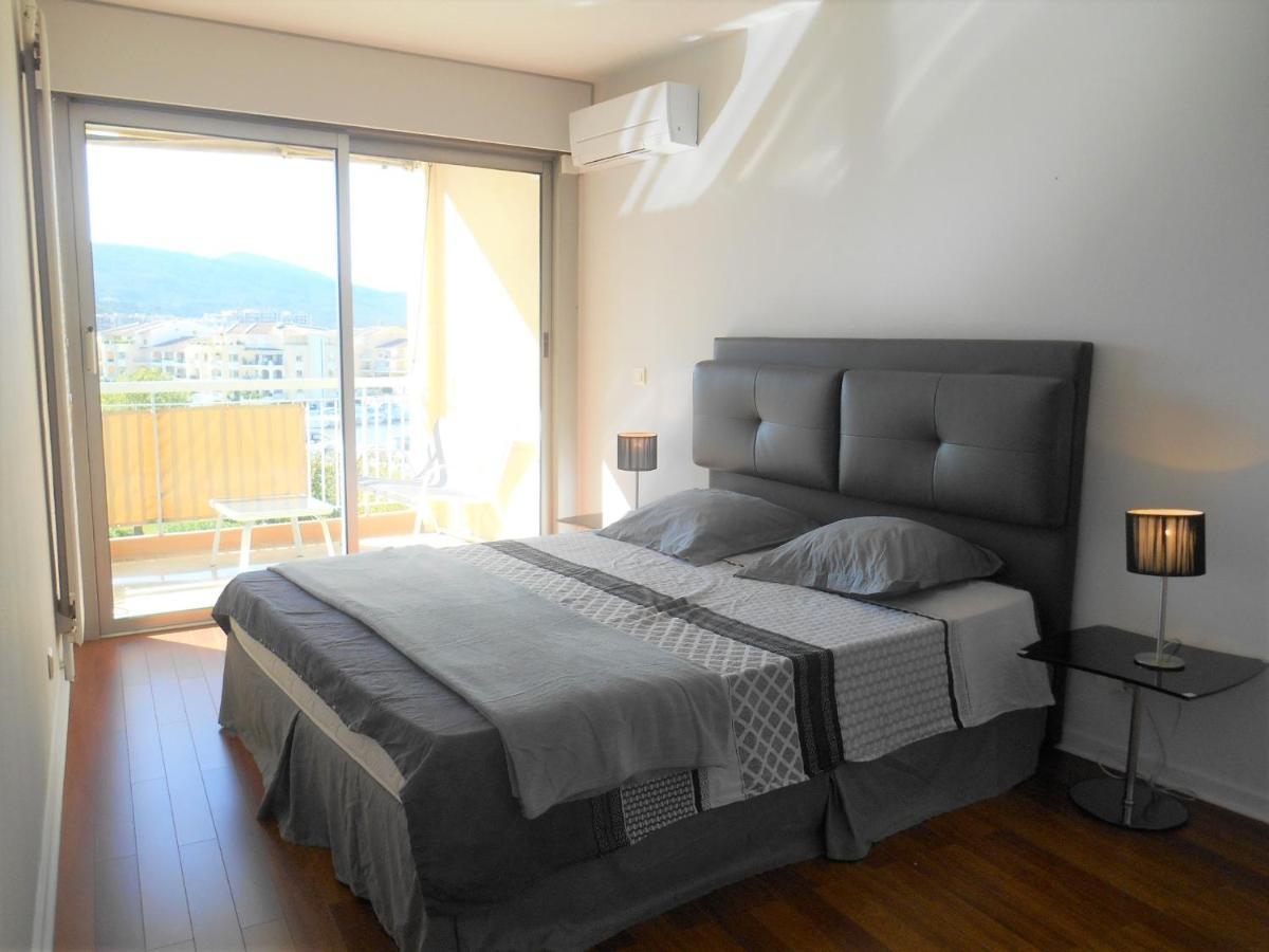 Appartement Le Jean Bart - Vacances Cote D'Azur 망들리유 라 나플 외부 사진